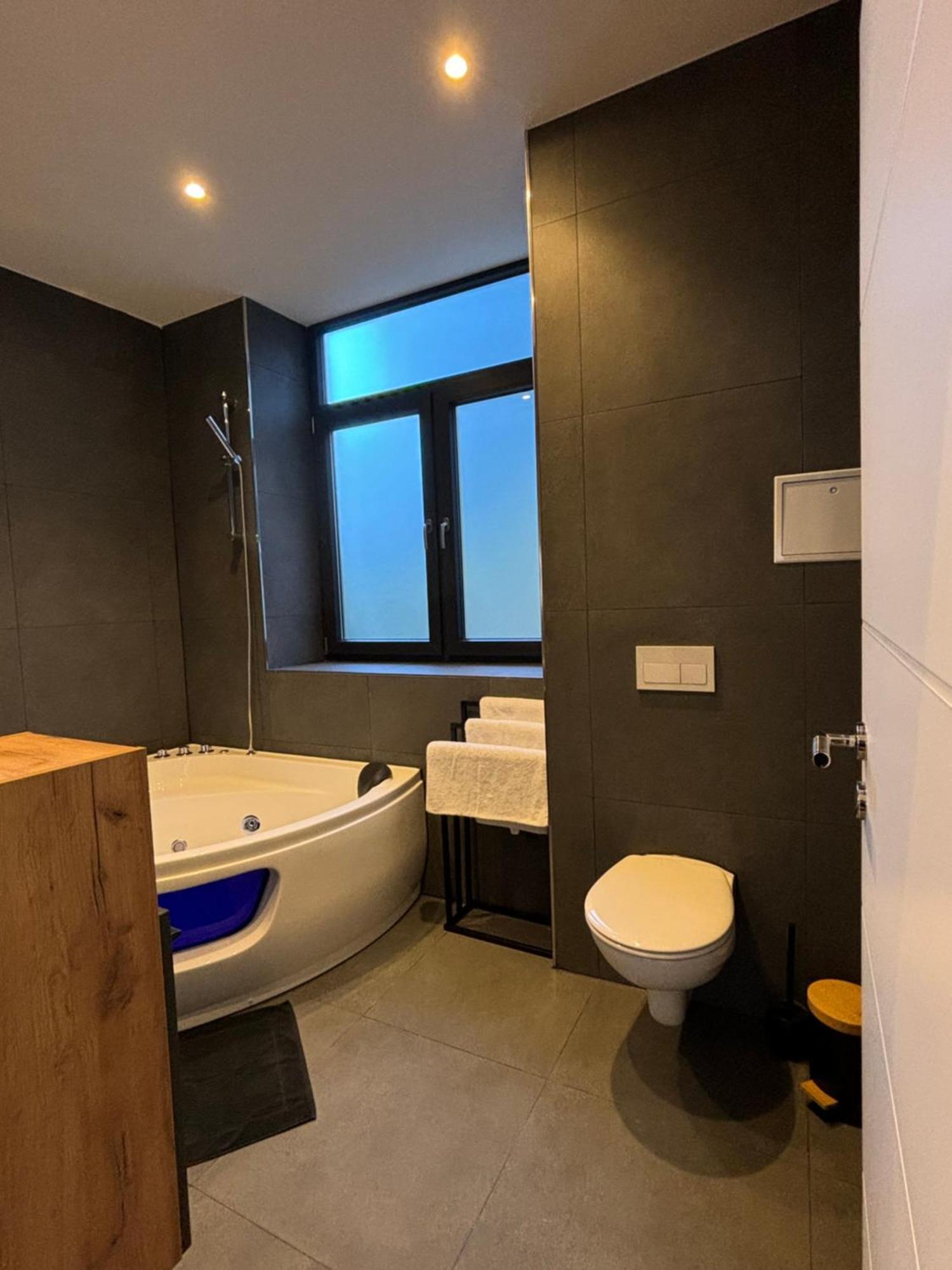 Luxus Apartment Mit Whirlpool In คีล ภายนอก รูปภาพ