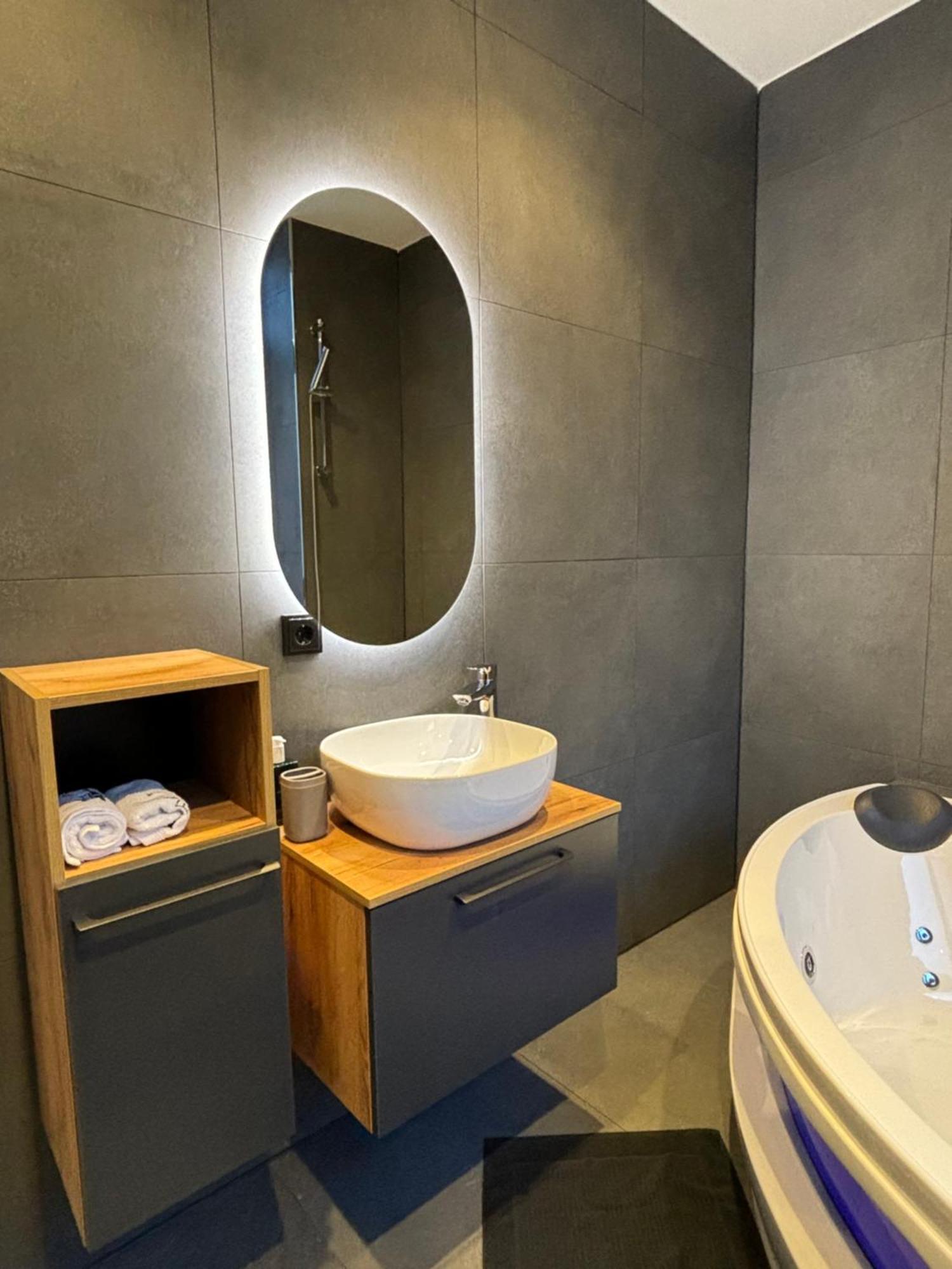 Luxus Apartment Mit Whirlpool In คีล ภายนอก รูปภาพ