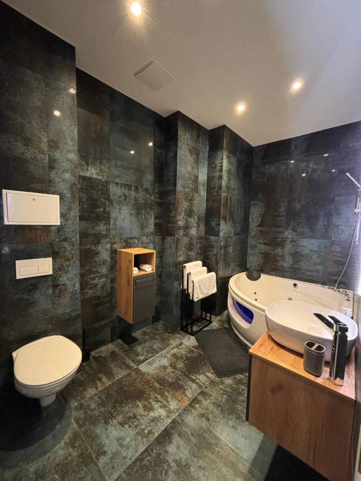 Luxus Apartment Mit Whirlpool In คีล ภายนอก รูปภาพ